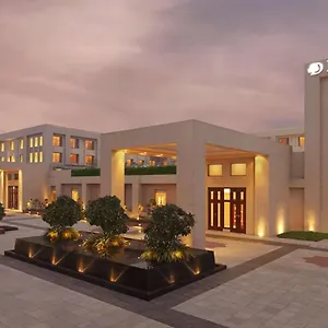 Отель Doubletree By Hilton Agra