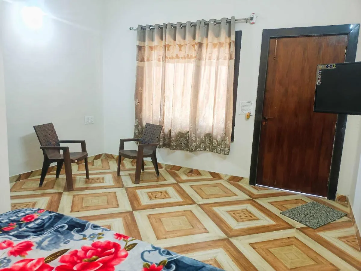 Hotel O J S R Palace Gardens Agra (Uttar Pradesh)